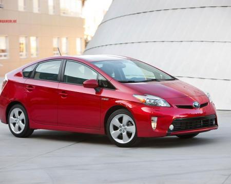 ქირავდება დღიურად Toyota Prius