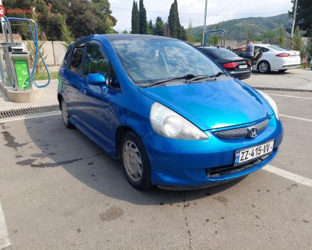 manqanis gakiraveba,მანქანის გაქირავება