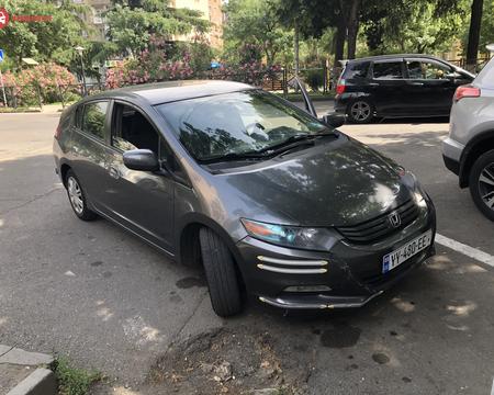 ქირავდება მანქანა დღიურად თბილისი Toyota / Honda