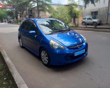 ავტომობილების გაქირავება