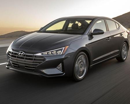 ქირავდება ჰიუნდაი ელანტრა / Manqanebis gaqiraveba - მანქანების გაქირავება / Hyundai elantra