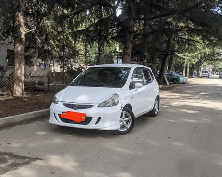 ავტომობილების გაქირავება