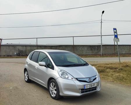 ავტომობილების გაქირავება