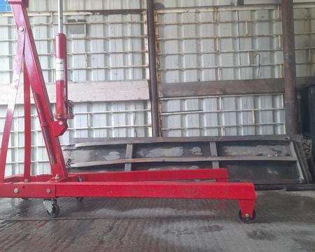 ქირავდება ძრავის ამოსაღები ამწე 50ლ